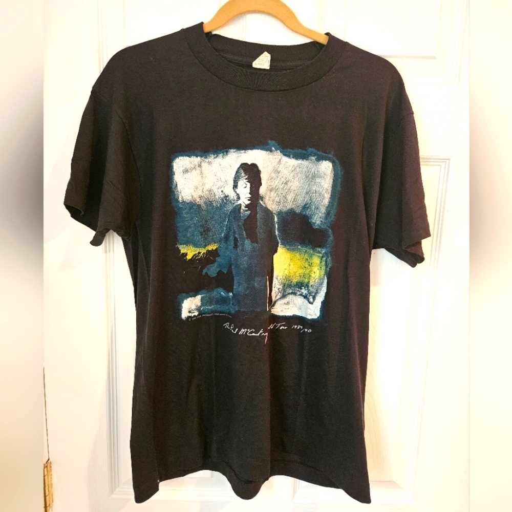 Vintage The Paul McCartney World Tour 1989/90 size XL T-shirt
